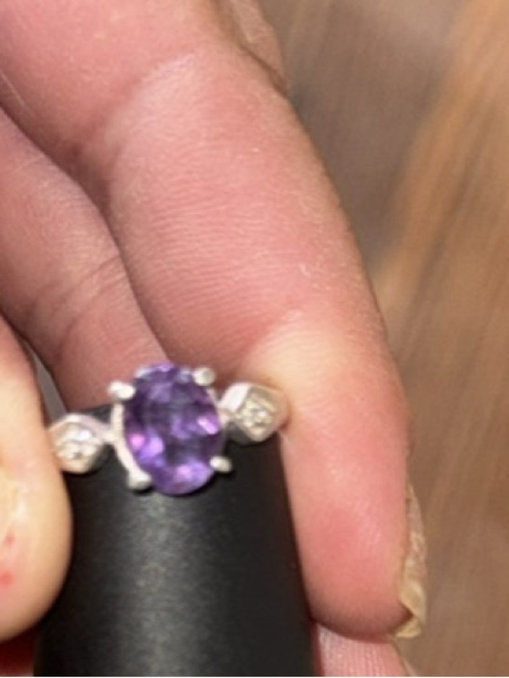 Sterling Silver Amethyst Oval Ring - Purple Gemstone